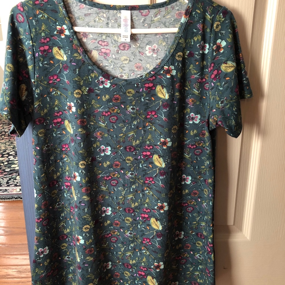 LuLaRoe Top